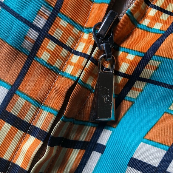 Peter Nygard Vintage jogger jacket Sporty neutral plaids Silk Large EUC - Picture 2 of 8